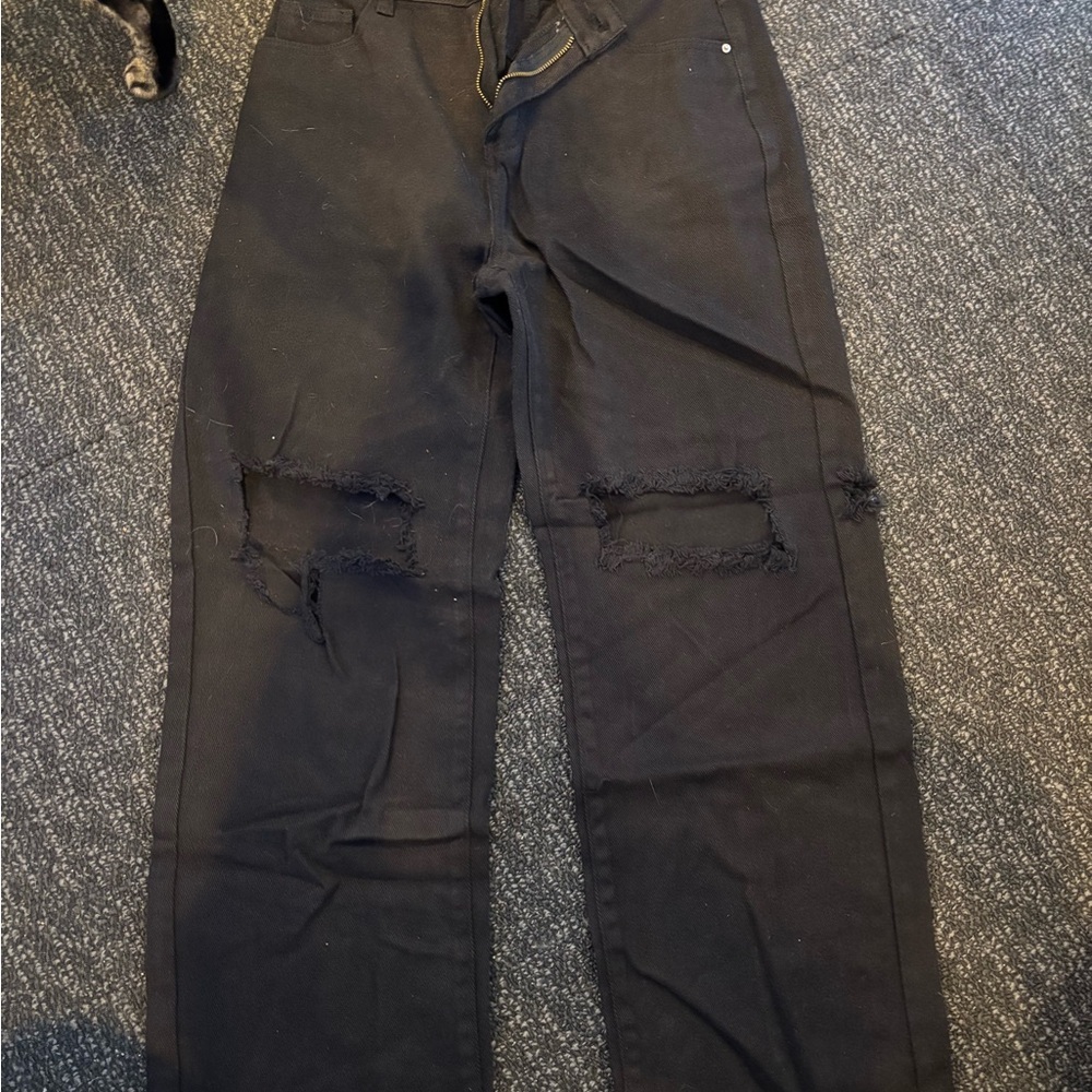 Black Distressed Jeans